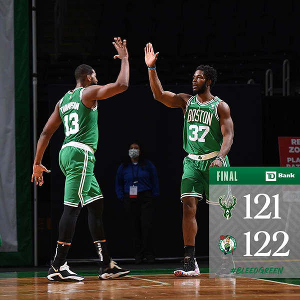 <a href=/lanqiuxm/celtics/ target=_blank class=infotextkey>凯尔特人</a>122-121险胜<a href=/lanqiuxm/bucks/ target=_blank class=infotextkey>雄鹿</a>